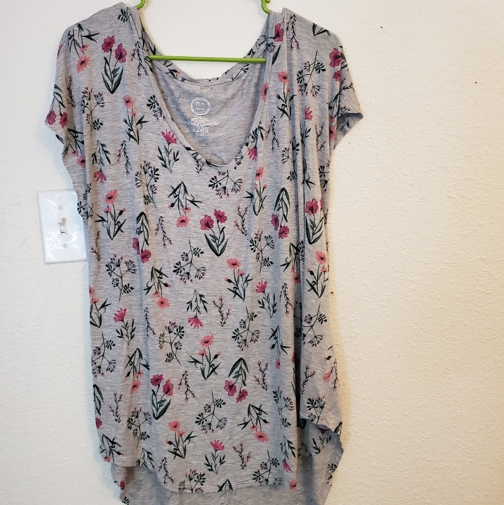 Maurices t-shirt